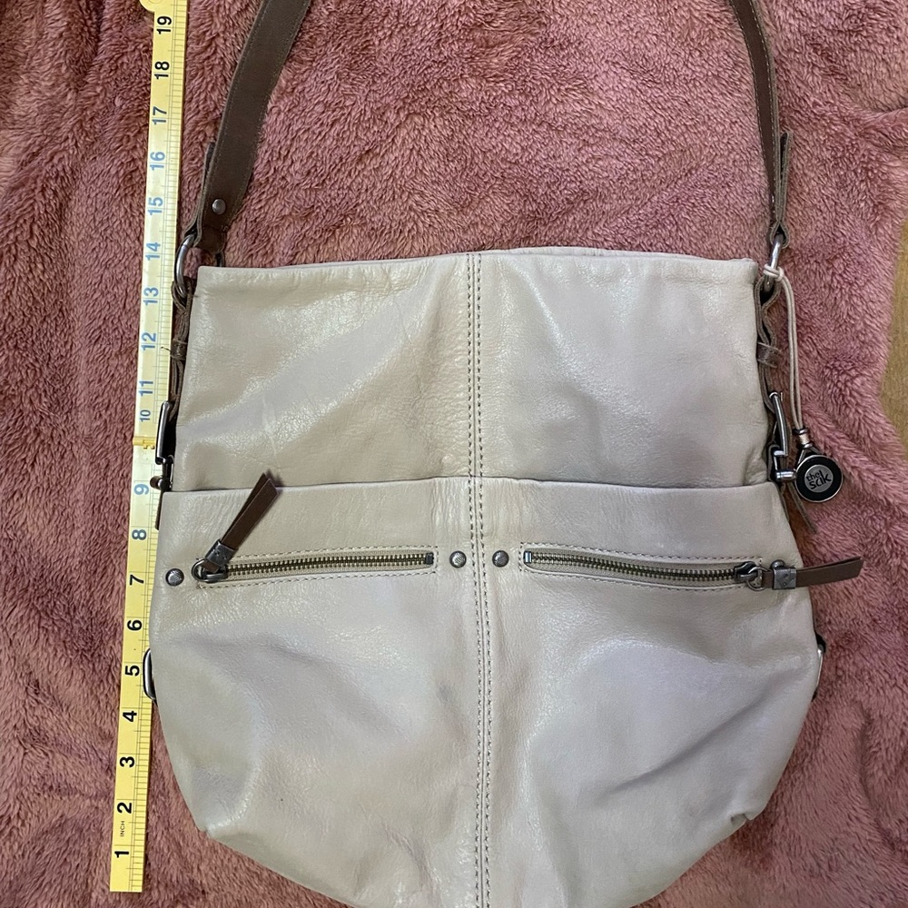 🚫SOLD❌. 
The Sak - leather crossbody bag